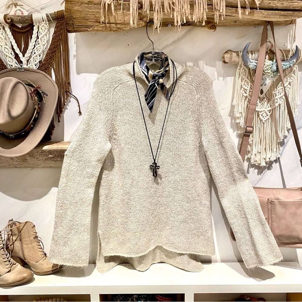 Aritzia TNA mohair boho wool sweaters w cottagecore cabin vibe